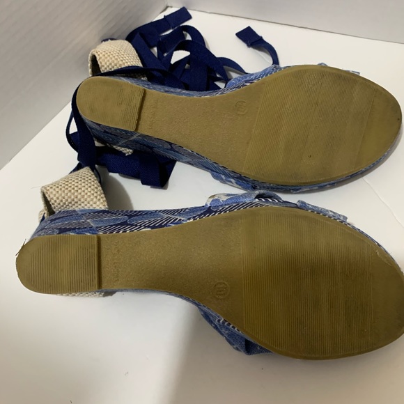 Old Navy, Leg Tie Up, Wedge Shoe size 10 - Picture 10 of 16